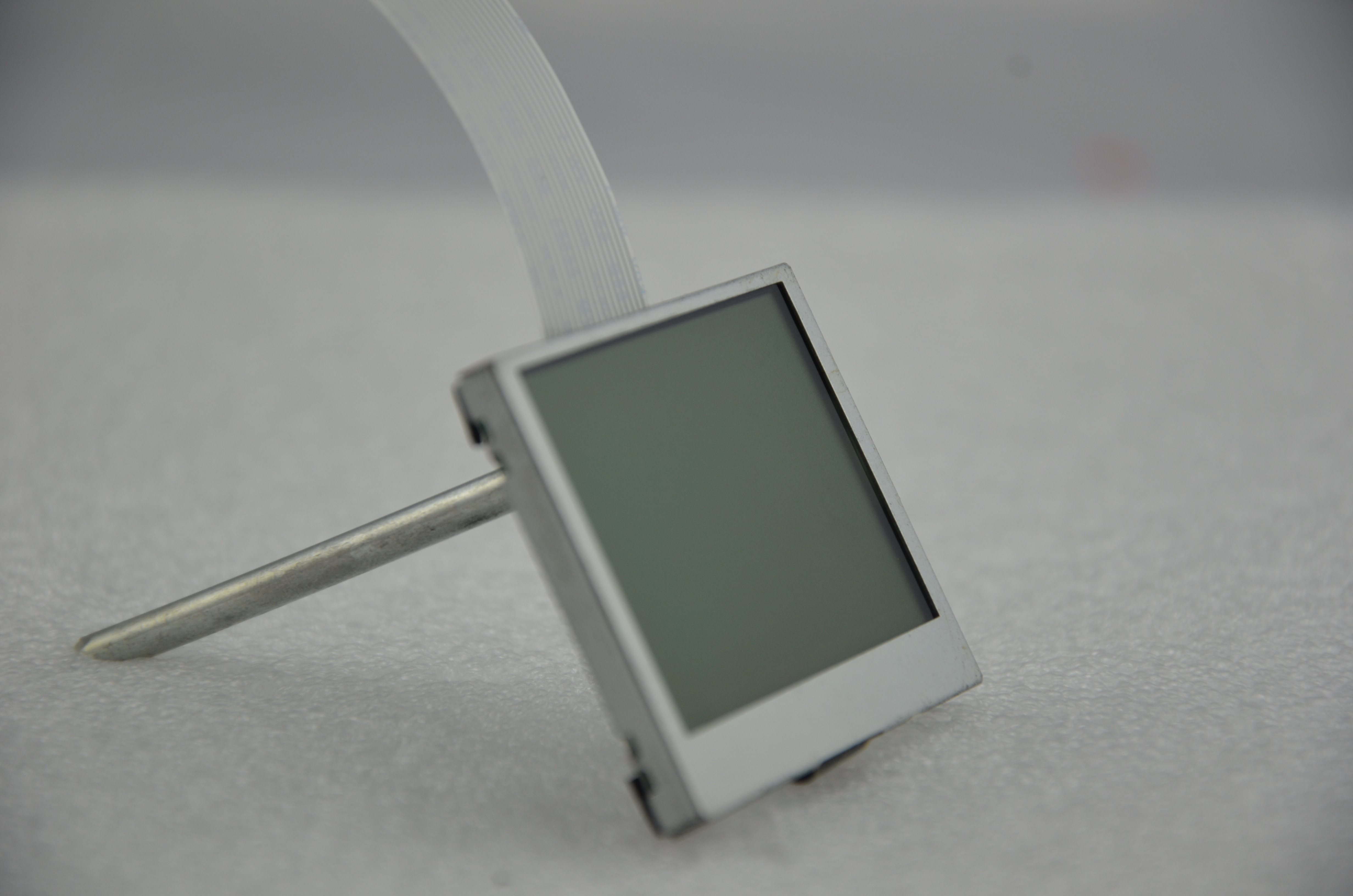 华源显控引领车载液晶显示应用进入柔性时代